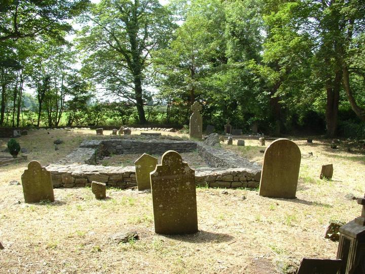 St Mobhi's graveyard 