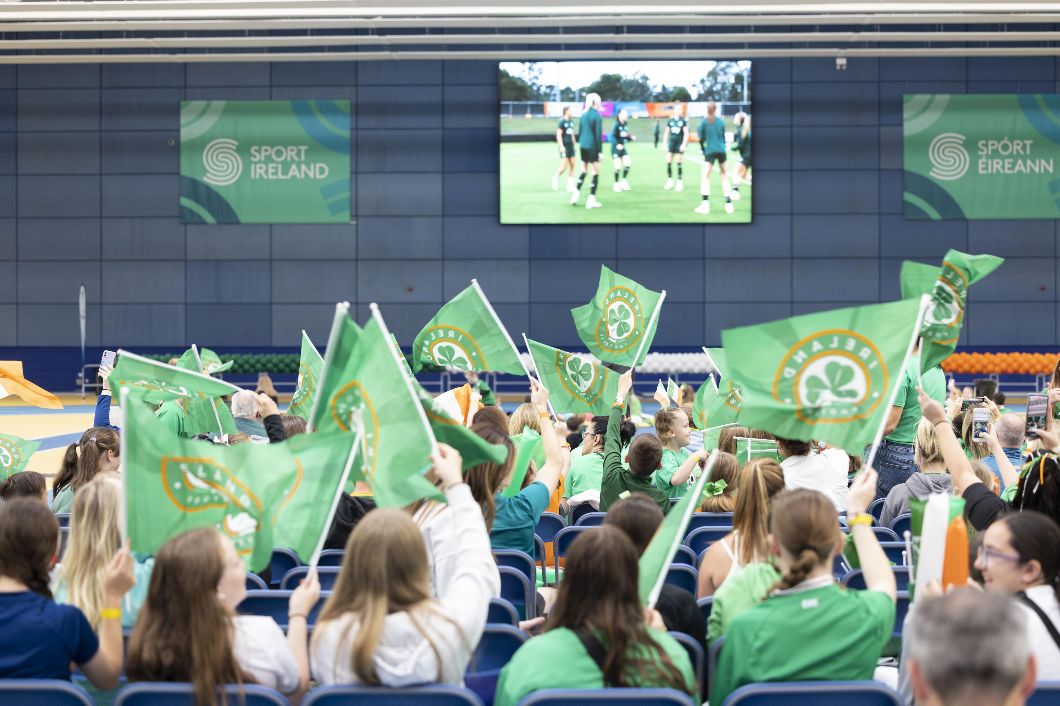 WWCWP 2023 Waving Irish Flags