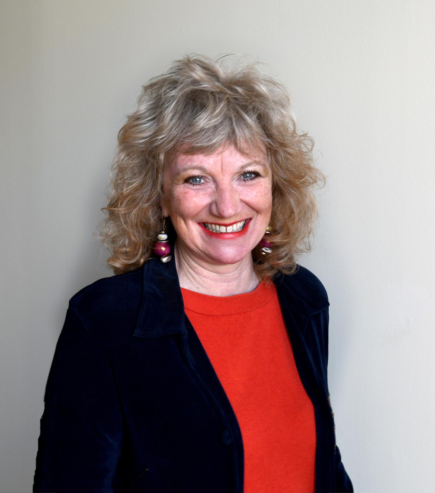 Professor Suzanne Zeedyk 